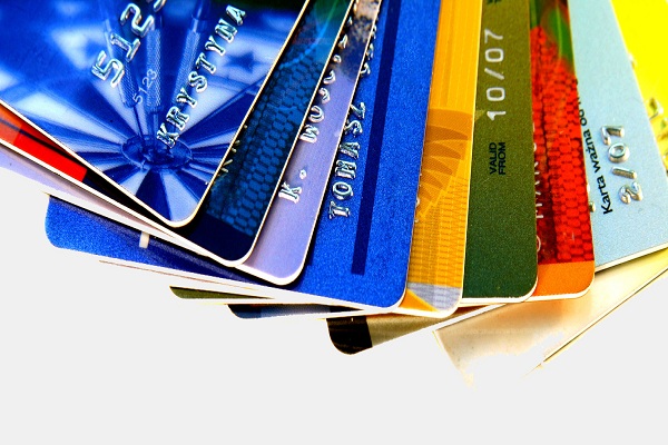 how many credit cards should you have
